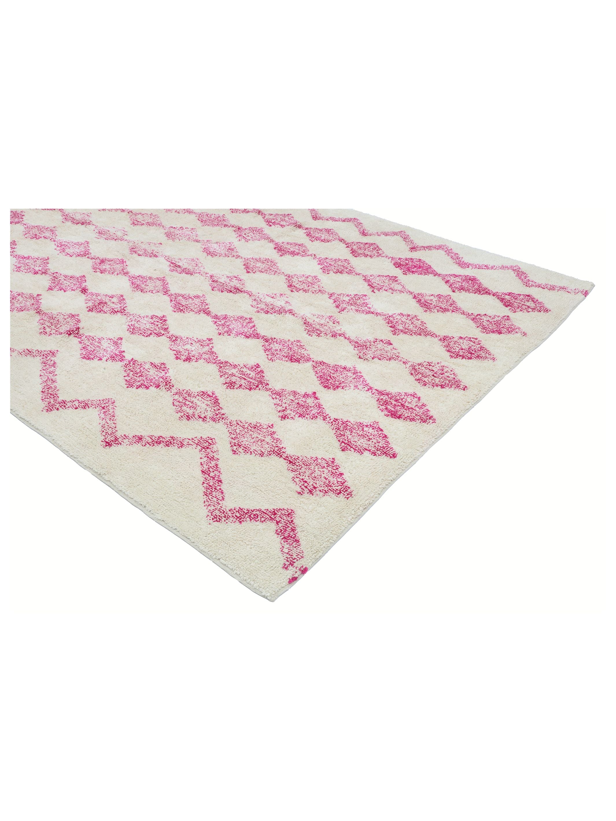 Hot Pink Diamond Rug LAST PIECE - 160x230cm