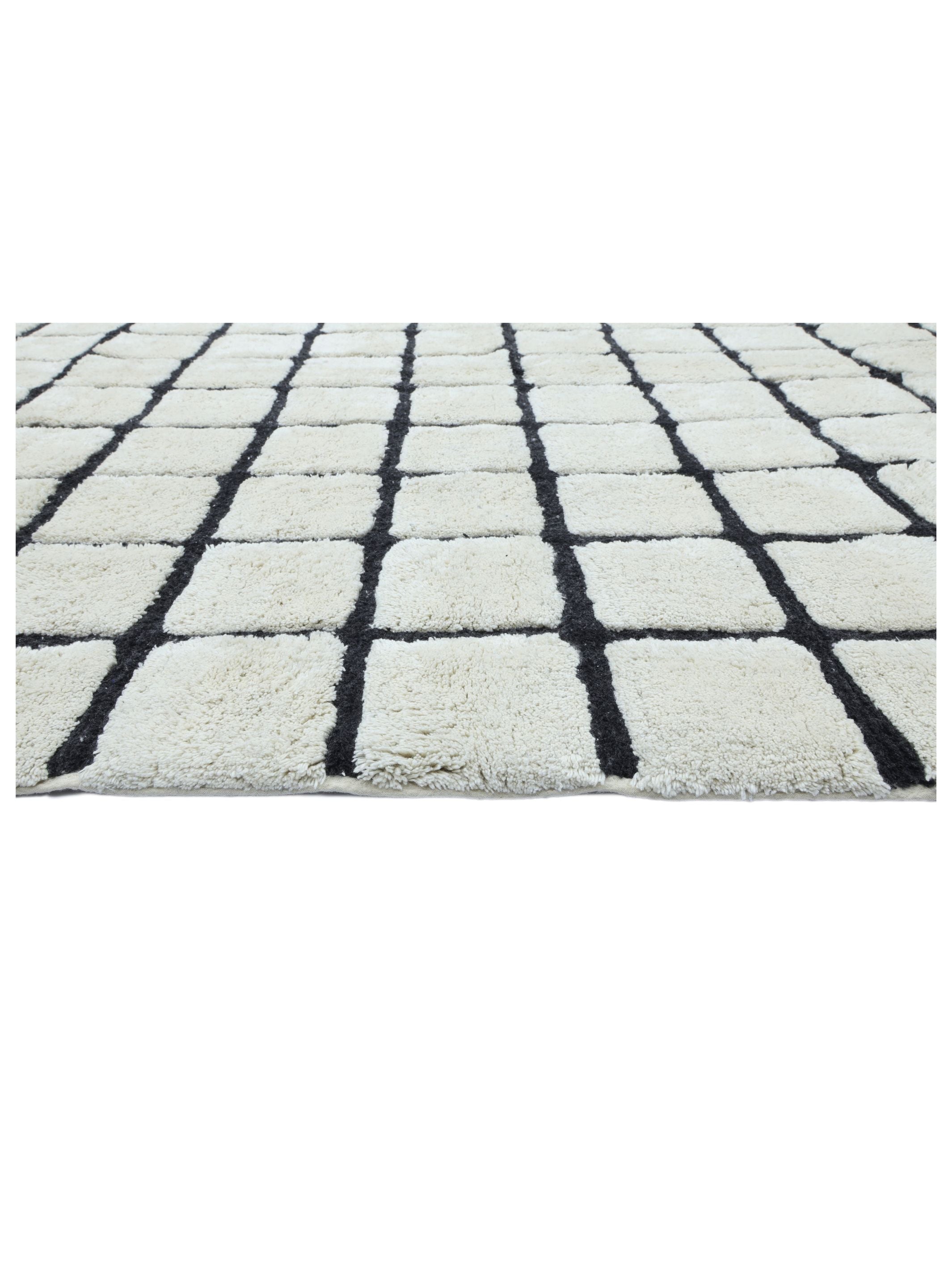 Black Grid Rug LAST PIECE - 160x230cm