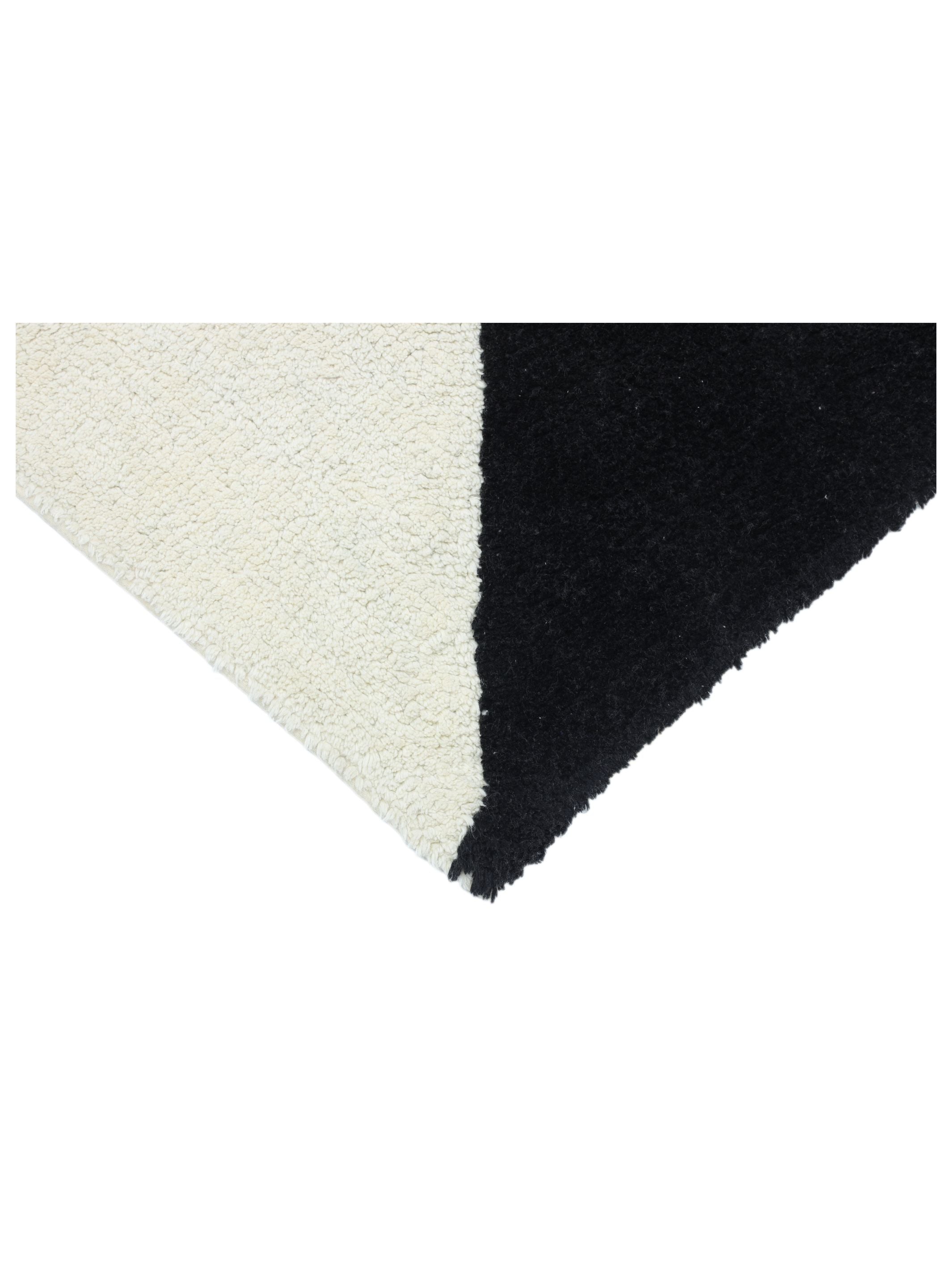 Black Checker Rug LAST PIECE - 160x230cm